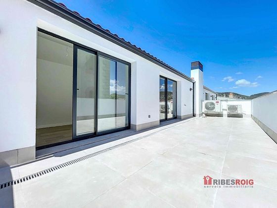 Foto 1 de Dúplex en venda a Sant Pere de Ribes Centro de 2 habitacions amb terrassa i aire acondicionat