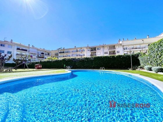 Foto 2 de Pis en venda a Sant Pere de Ribes Centro de 4 habitacions amb terrassa i piscina