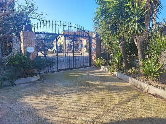 Foto 2 de Casa rural en venda a Montbrió del Camp de 5 habitacions amb terrassa i piscina