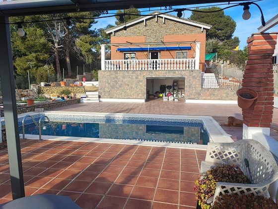 Foto 2 de Xalet en venda a calle Sg de 4 habitacions amb terrassa i piscina