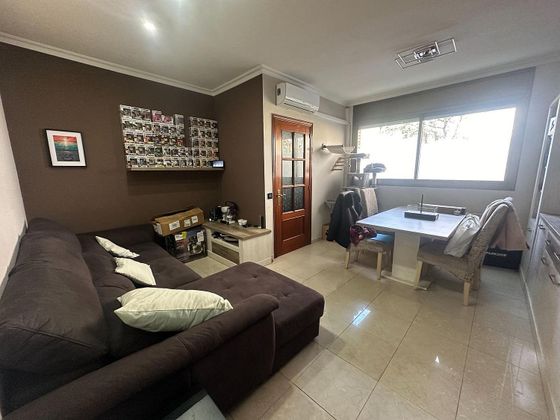 Foto 1 de Venta de piso en Roca del Vallès, la de 2 habitaciones con terraza y piscina