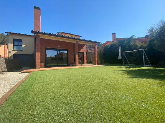 Foto 2 de Casa en venda a Roca del Vallès, la de 4 habitacions amb terrassa i piscina