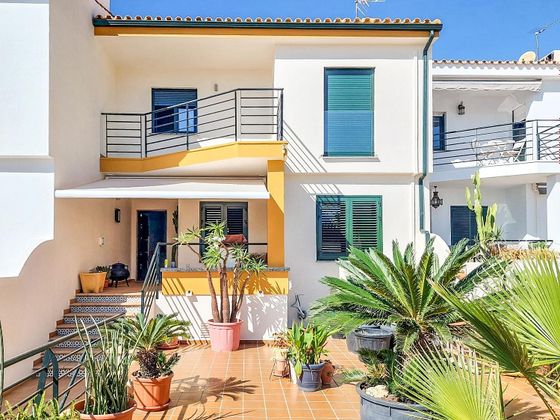 Foto 1 de Casa adosada en venta en Zona el Higuerón de 3 habitaciones con terraza y piscina