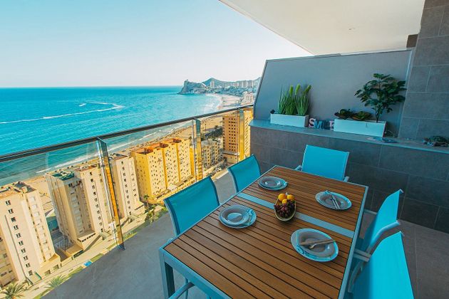 Foto 2 de Piso en alquiler en avenida Republica Argentina de 2 habitaciones con terraza y piscina