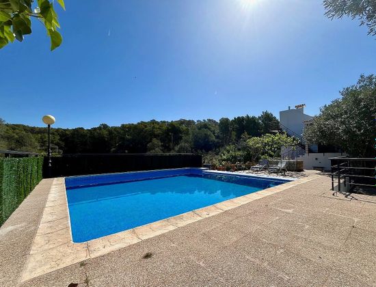 Foto 2 de Casa adossada en lloguer a Es Cubells de 2 habitacions amb terrassa i piscina