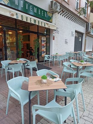 Foto 2 de Local en alquiler en avenida Andalucía con terraza