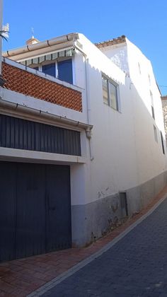 Foto 2 de Casa adosada en venta en calle Abajo de 5 habitaciones con terraza y garaje