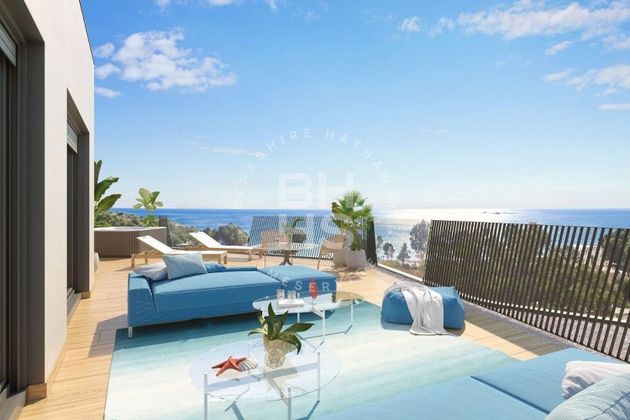 Foto 1 de Àtic en venda a Villajoyosa ciudad de 3 habitacions amb terrassa i piscina