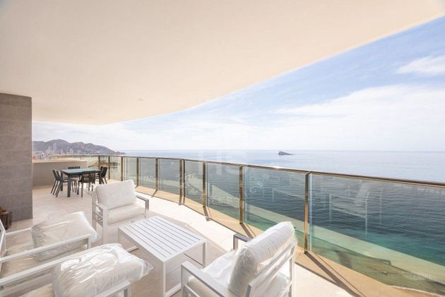 Foto 2 de Ático en venta en Playa de Poniente de 3 habitaciones con terraza y piscina
