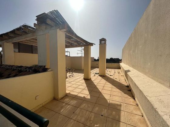 Foto 1 de Àtic en venda a Churriana de 2 habitacions amb terrassa i piscina