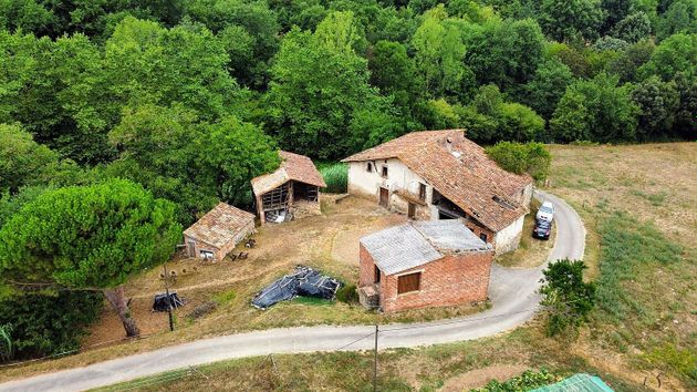 Foto 1 de Casa rural en venda a Santa Pau de 8 habitacions amb terrassa i jardí