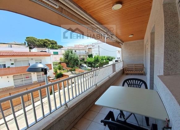 Foto 1 de Casa adosada en venta en Llançà de 5 habitaciones con terraza y garaje