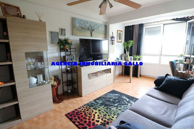 Foto 2 de Piso en venta en Santa Aurelia de 3 habitaciones con aire acondicionado y ascensor