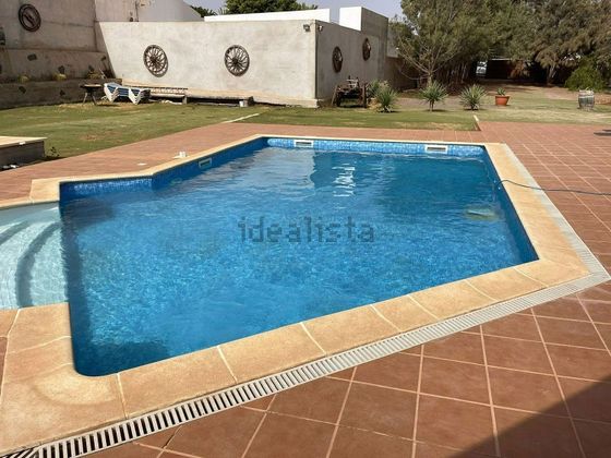 Foto 1 de Chalet en venta en Tefía-Tetir de 4 habitaciones con piscina y jardín