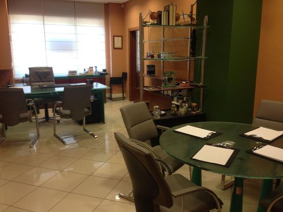 Foto 2 de Oficina en venda a La Chantría - La Lastra amb aire acondicionat