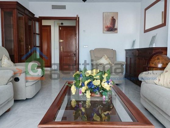 Foto 1 de Pis en venda a Huerta de la Reina - Trassierra de 3 habitacions amb terrassa i garatge