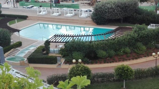 Foto 2 de Piso en alquiler en paseo Joan Carles de 3 habitaciones con terraza y piscina
