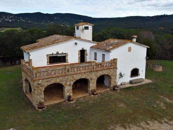 Foto 1 de Casa rural en venda a Llagostera de 5 habitacions amb terrassa i garatge