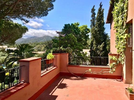Foto 1 de Xalet en venda a Vilartagues i Tueda de Dalt de 5 habitacions amb terrassa i piscina