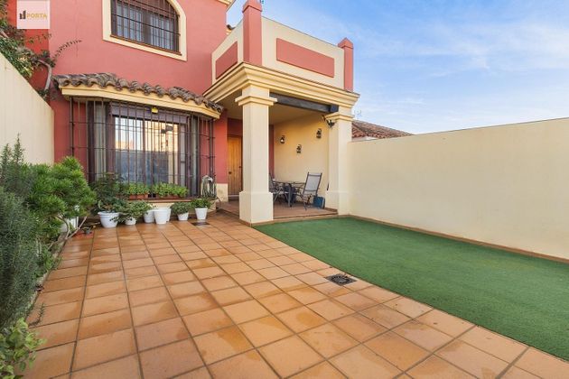Foto 1 de Venta de dúplex en Bonanza-Avda de Huelva-Bº Andalucia de 4 habitaciones con terraza y jardín