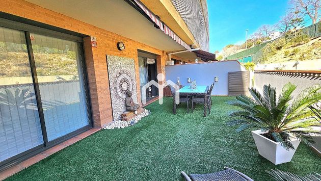 Foto 1 de Piso en venta en Canyet - Bonavista de 3 habitaciones con terraza y piscina