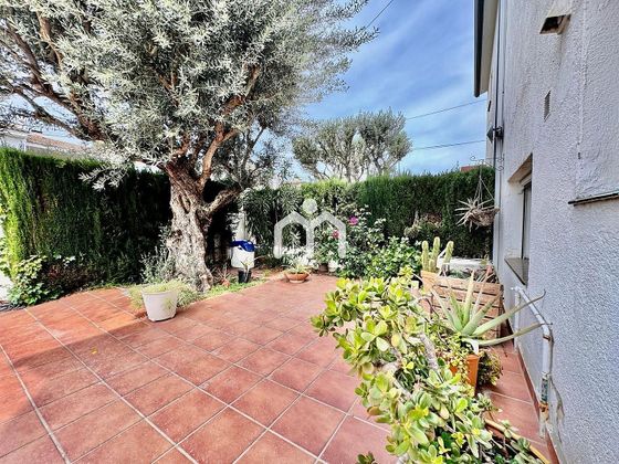 Foto 2 de Casa adossada en venda a Vilassar de Dalt de 4 habitacions amb terrassa i piscina