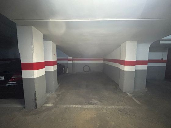 Foto 2 de Venta de garaje en calle De Pedro Lapuyade de 13 m²