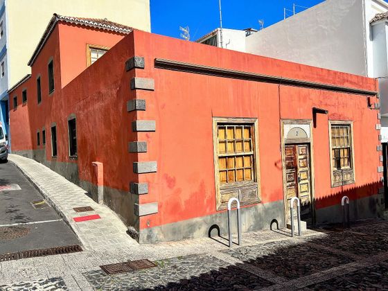 Foto 2 de Casa adossada en venda a Santa Cruz de la Palma de 4 habitacions amb terrassa i balcó