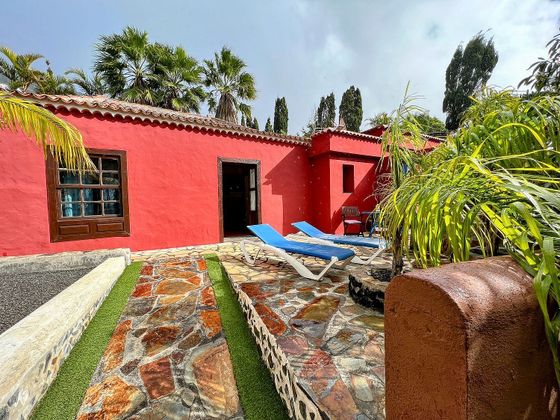 Foto 2 de Venta de chalet en Fuencaliente de 2 habitaciones con terraza y piscina