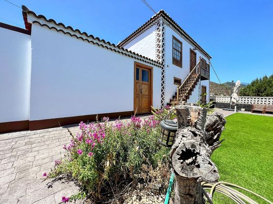 Foto 1 de Xalet en venda a Villa de Mazo de 2 habitacions amb terrassa i jardí