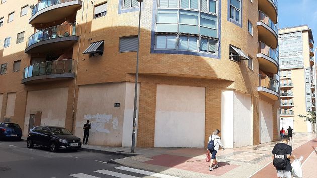 Foto 2 de Local en lloguer a calle Ramón y Cajal de 343 m²