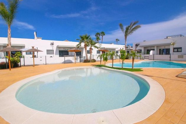 Foto 2 de Casa adossada en venda a calle Partida Barranquets Cl de 3 habitacions amb terrassa i piscina