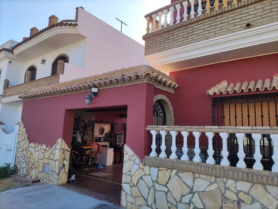 Foto 1 de Casa en venda a Las Tres Piedras - Costa Ballena de 5 habitacions amb terrassa i garatge