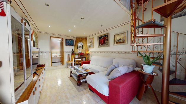Foto 1 de Casa en venda a Monforte del Cid de 2 habitacions amb terrassa i aire acondicionat