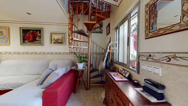 Foto 2 de Casa en venda a Monforte del Cid de 2 habitacions amb terrassa i aire acondicionat