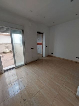 Foto 1 de Casa en venta en Lucena de 3 habitaciones con terraza