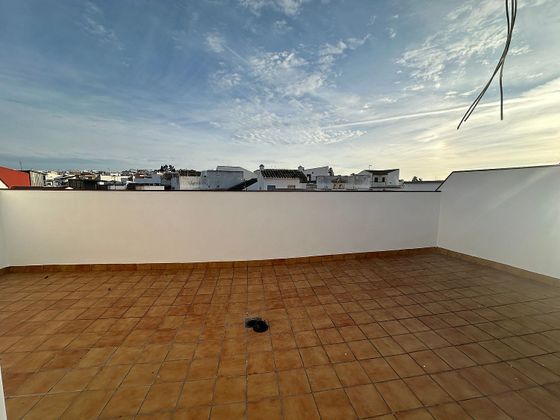 Foto 1 de Pis en venda a calle Ancha de 3 habitacions amb terrassa i balcó