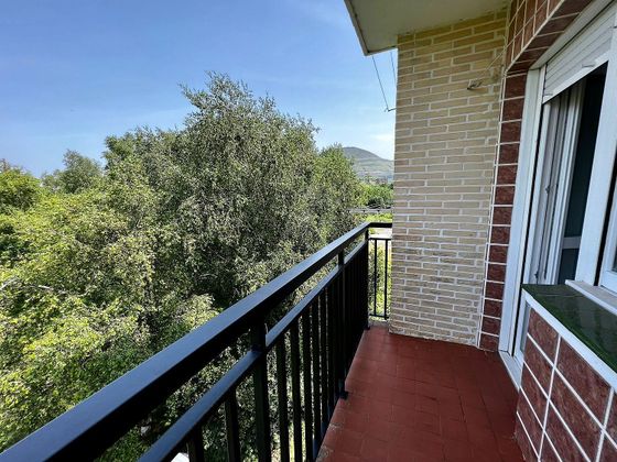 Foto 1 de Pis en venda a Muskiz de 3 habitacions amb balcó