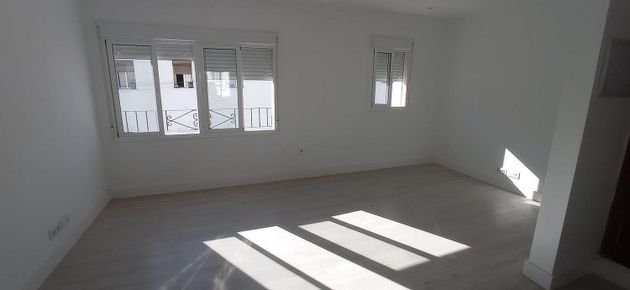 Foto 1 de Venta de piso en Ubrique de 2 habitaciones y 69 m²