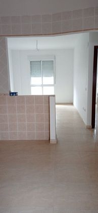 Foto 2 de Venta de piso en Prado del Rey de 2 habitaciones y 64 m²