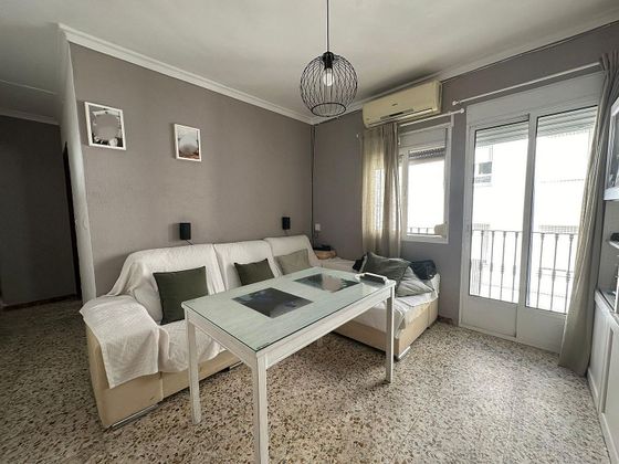 Foto 2 de Venta de piso en Ubrique de 3 habitaciones con terraza y balcón