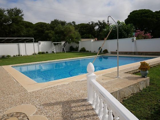 Foto 1 de Venta de casa rural en Arcos de la Frontera de 4 habitaciones con terraza y piscina