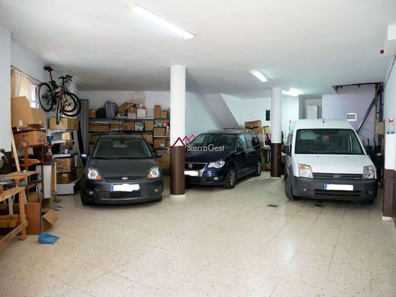 Foto 1 de Venta de garaje en Ubrique de 103 m²