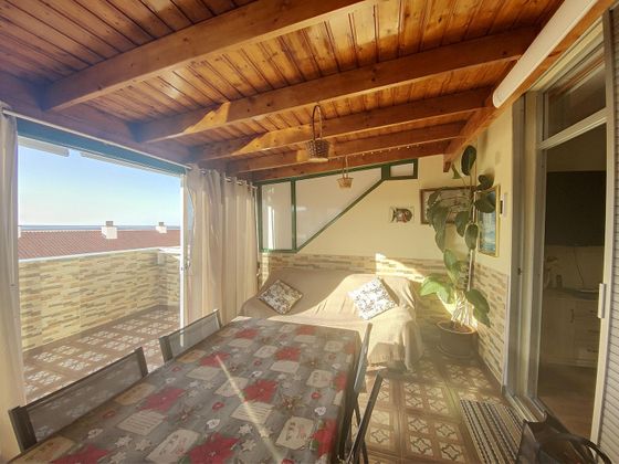 Foto 1 de Piso en venta en Arico de 2 habitaciones con terraza y garaje