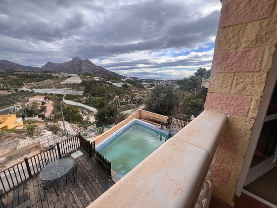 Foto 1 de Xalet en venda a Callosa d´En Sarrià de 4 habitacions amb piscina i aire acondicionat