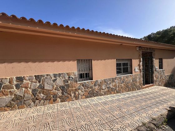 Foto 2 de Venta de chalet en Callosa d´En Sarrià de 3 habitaciones con terraza y garaje