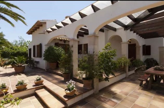 Foto 1 de Alquiler de chalet en Sant Llorenç des Cardassar de 3 habitaciones con terraza y piscina