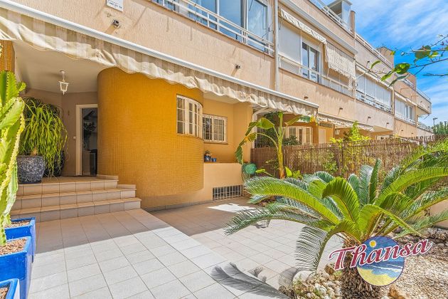 Foto 2 de Casa en venta en Cabo de las Huertas de 4 habitaciones con terraza y piscina