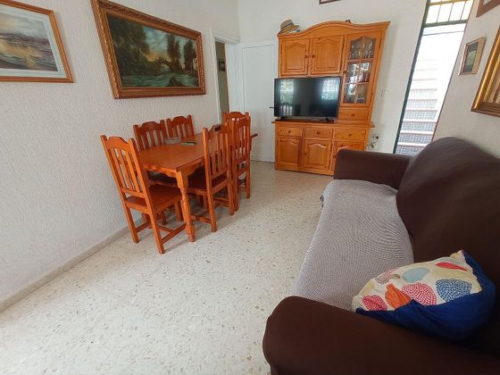 Foto 2 de Xalet en venda a Centro - Zona Playas de 4 habitacions amb terrassa