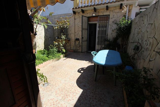 Foto 1 de Casa adosada en venta en Casco Antiguo de 4 habitaciones con terraza y balcón